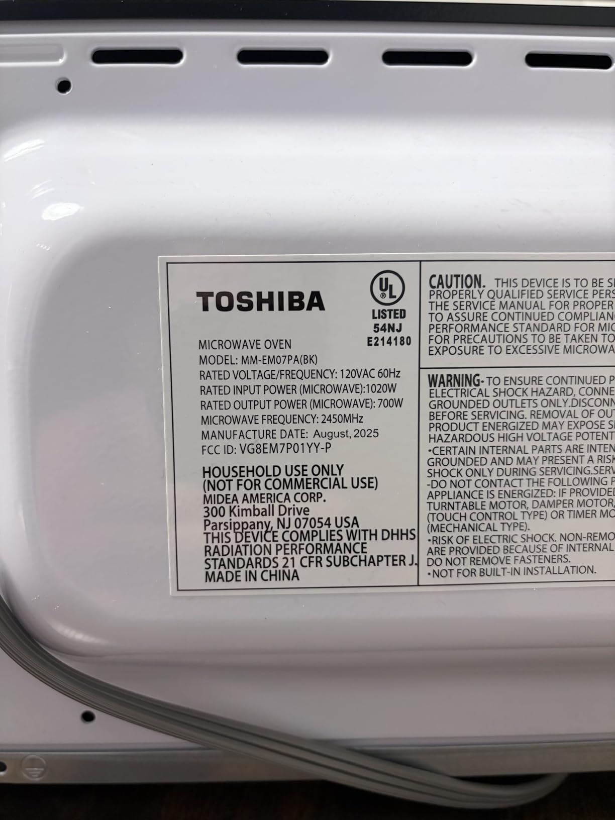 TOSHIBA Countertop Microwave Oven, 0.7 Cu.Ft, 700W, Black customer photo 1