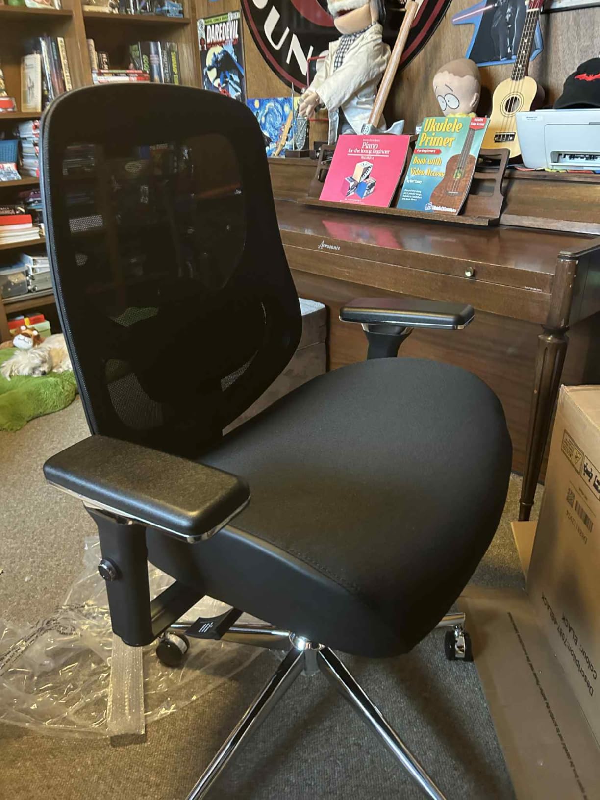 750lbs Big and Tall Office Chair with Wide Thick Seat Cushion for Heavy People Ergonomic Computer Mesh Desk Chairs with 4D Armrests, Adjustable Lumbar Support for Adults 8 Hours daliy Work customer photo 1