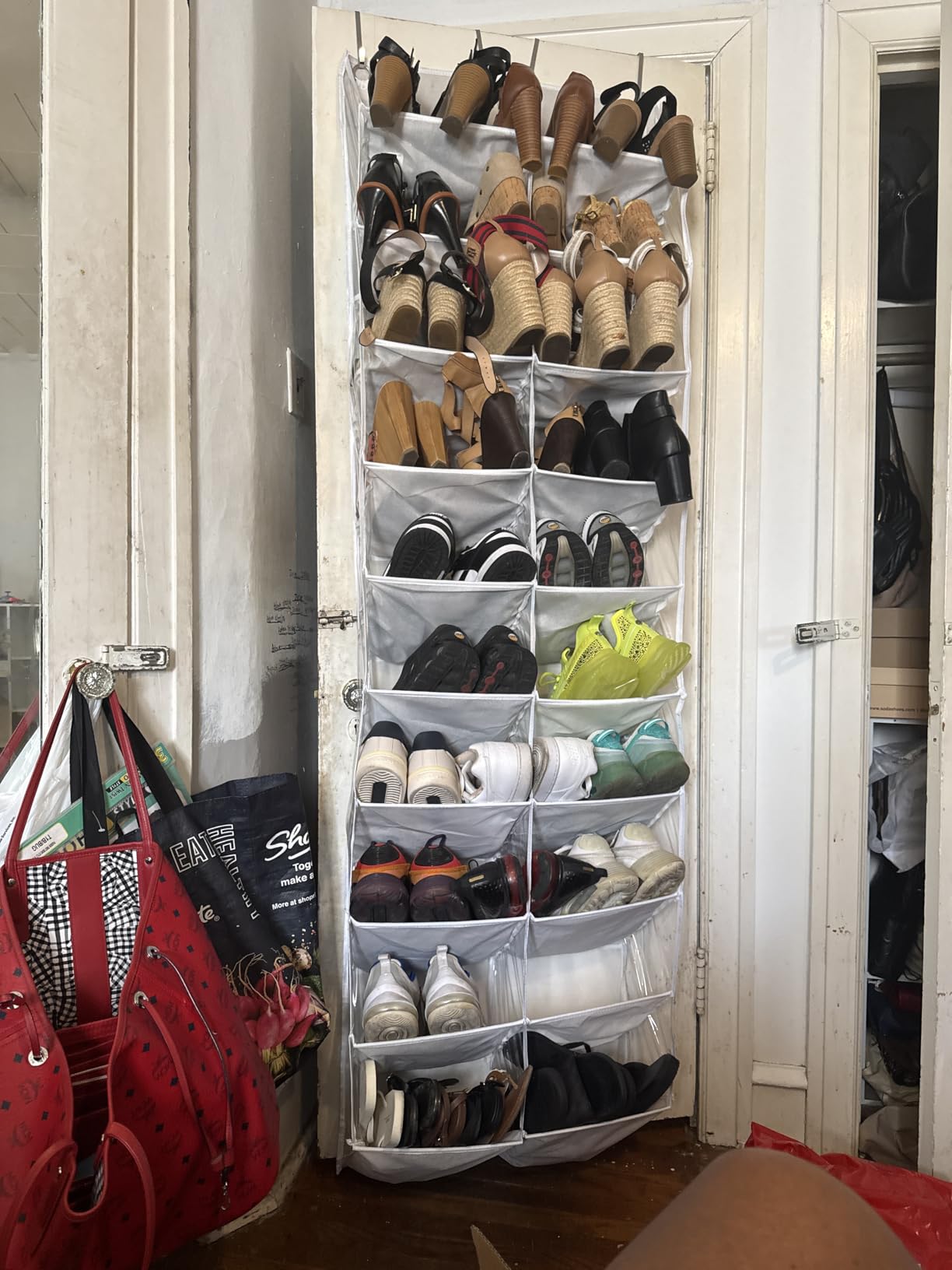 UVIAHOMI 20-30 Pairs Over the Door Shoe Organizer, Clear Pockets Hanging Shoe Storage for Closet, 10-Tier Door Shoes Rack, Handing Shoes Holder Fit All the Family's Sneakers, Boots, Heels, Black customer photo 1
