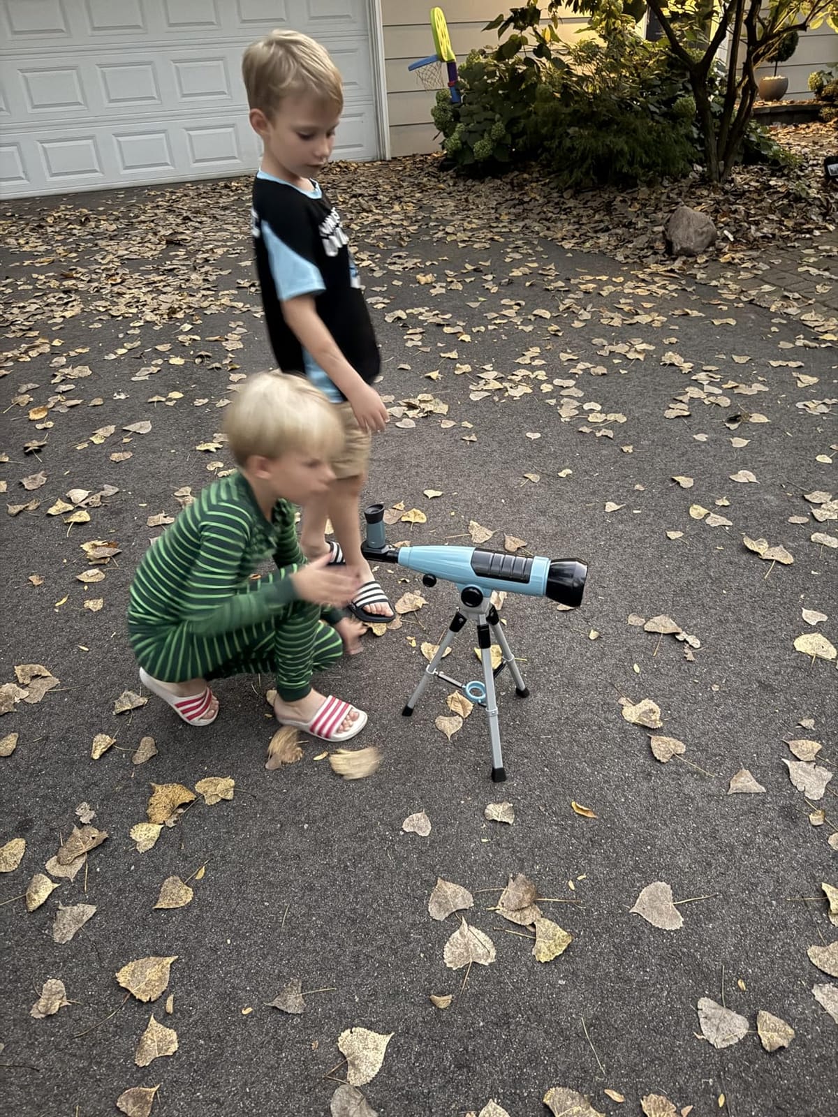 Educational Insights GeoSafari Starview Telescope customer photo 2