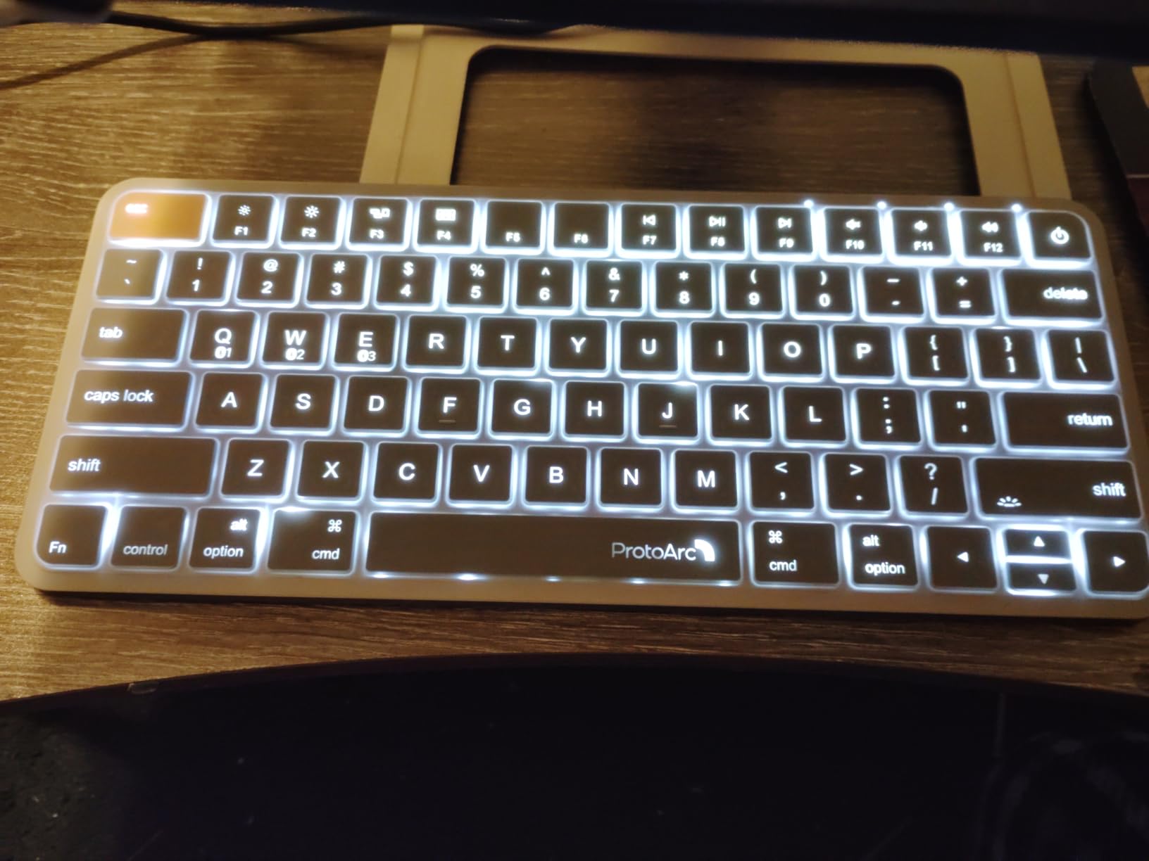 ProtoArc K90-A Backlit Bluetooth Keyboard for Mac/iPad, Space Gray customer photo 1