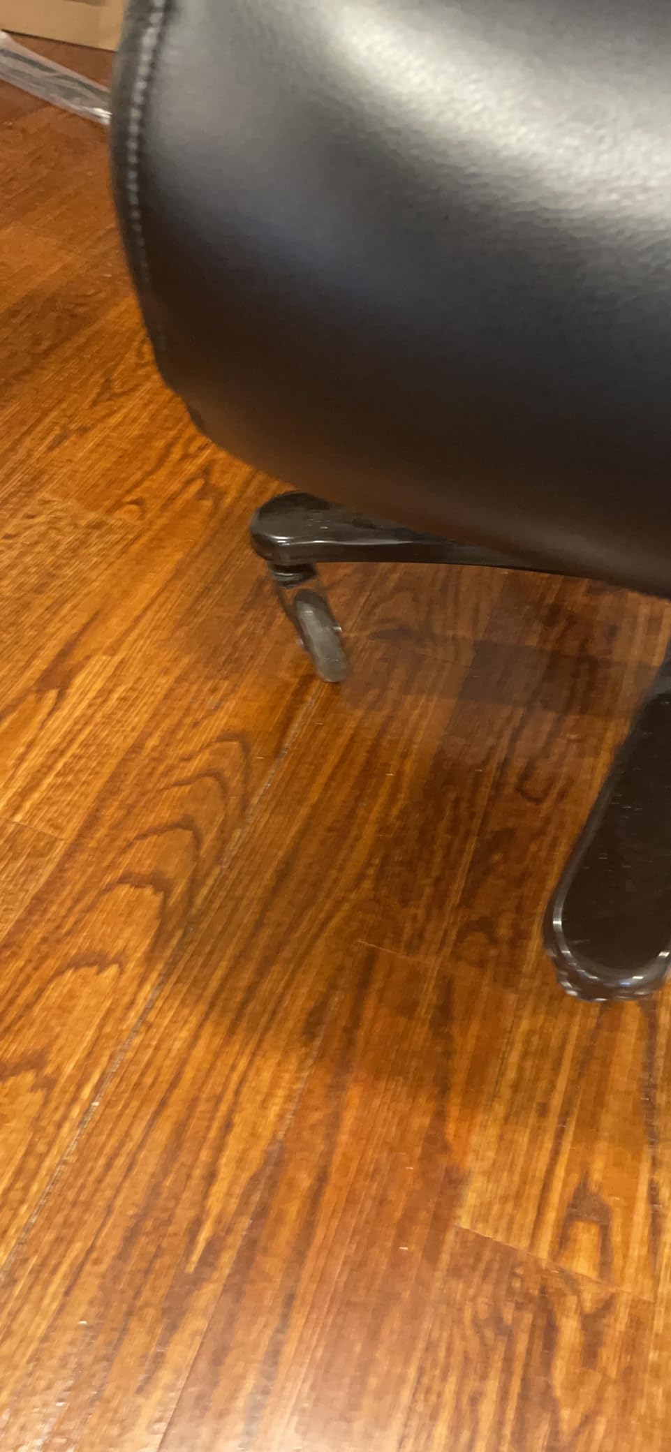 Big and Tall Office Chair, High Back Large Executive Computer Desk Chair customer photo 2