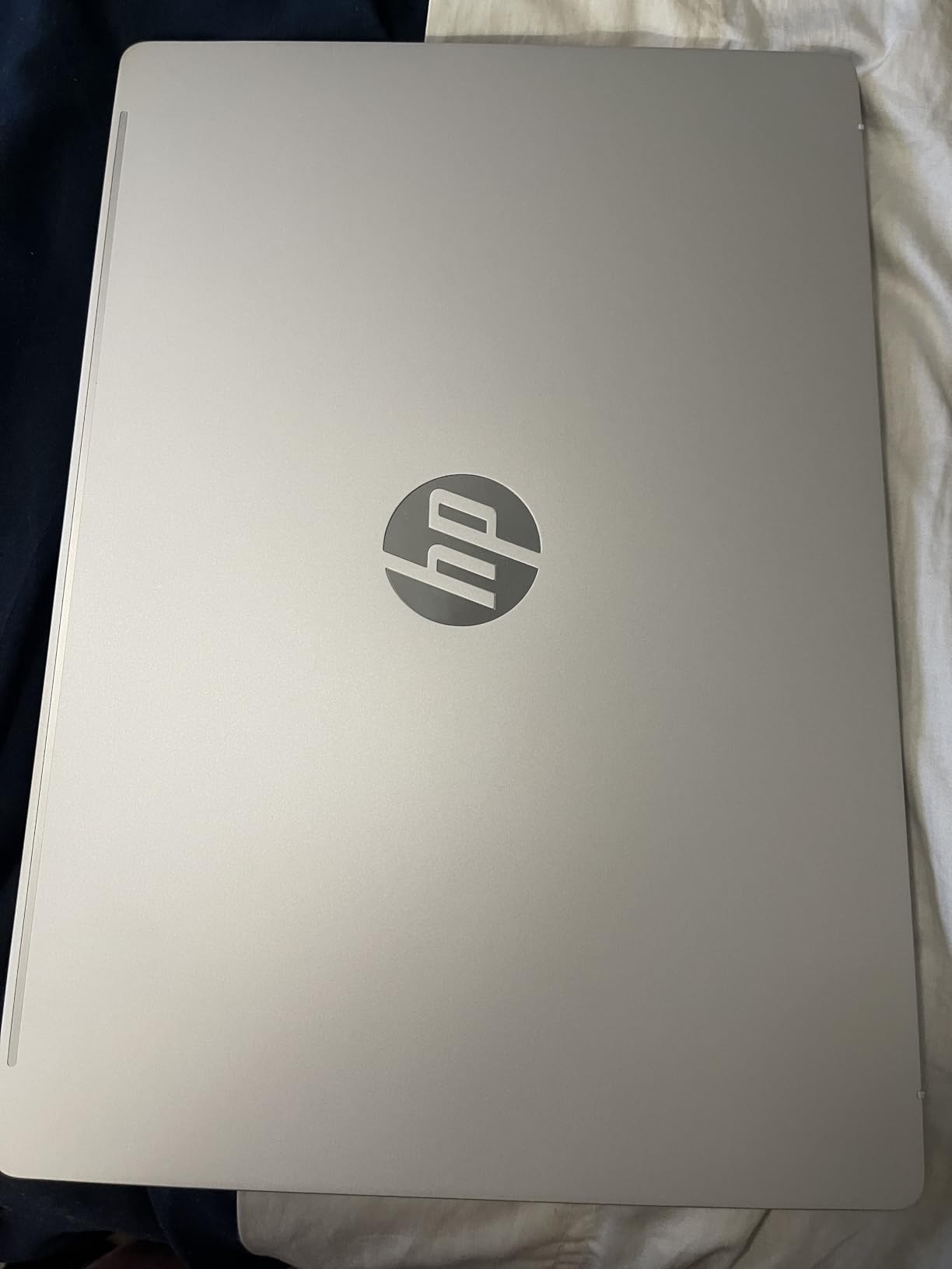 HP OmniBook 3 16 inch Next Gen AI PC, 2K Touchscreen, AMD Ryzen AI 5 430, 16 GB RAM, 512 GB SSD, AMD Radeon 840M GPU, Windows 11 Home, Glacier Silver, 16-bv0099nr customer photo 1