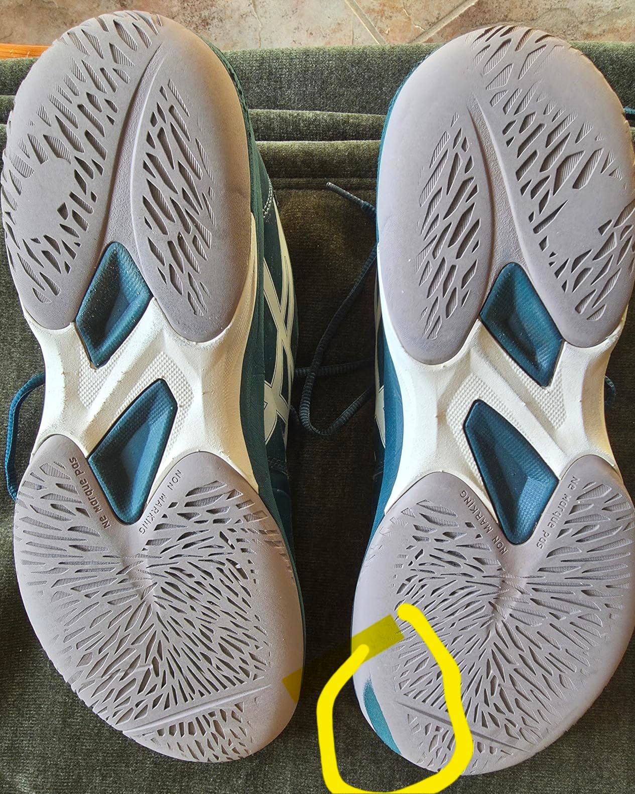 ASICS Men's Game FlyteFoam Pickleball Shoes customer photo 2