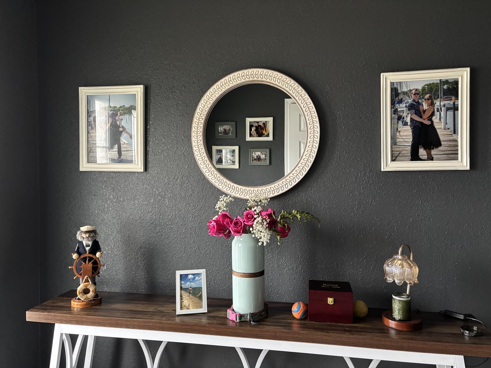 12in Round Mirror Farmhouse Wooden Frame Circle Mirrors, Rustic Decorative Distressed Wall Mounted Mirror for Bathroom, Bedroom, Living Room, Entryway, Fireplace, Hall customer photo 1