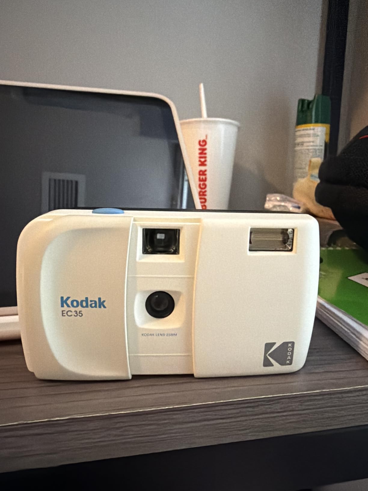 KODAK EC35 35mm Film Camera 35mm, Reusable, Focus-Free, Built-in Flash, Slide Cover, Beginner Friendly (Avocado Green) Bundle with Kodak Ultramax 400/24EXP 35mm Roll Film customer photo 2