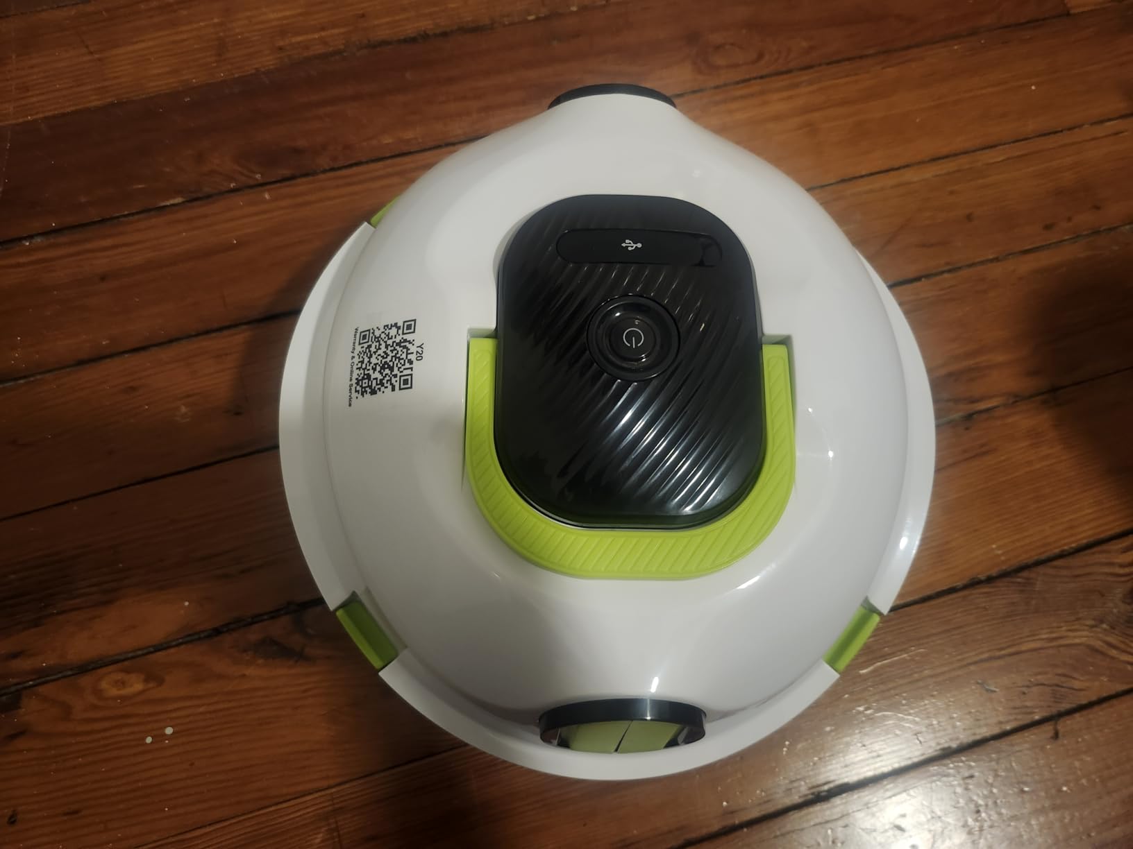 Y20 Robotic Pool Cleaner, Cordless Pool Vacuum for Above & Inground Pools customer photo 2
