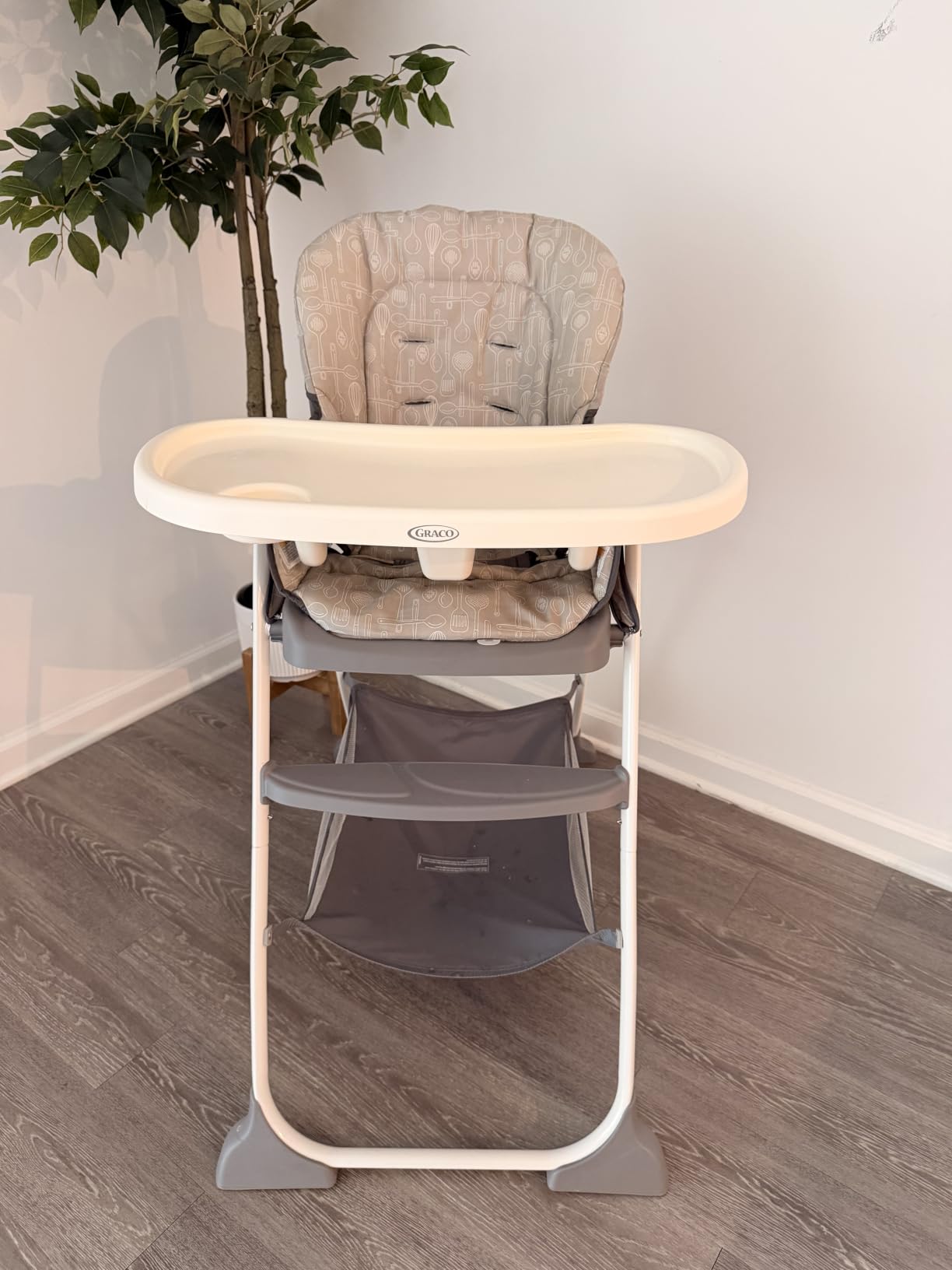 Graco Slim Snacker Highchair, Whisk customer photo 1