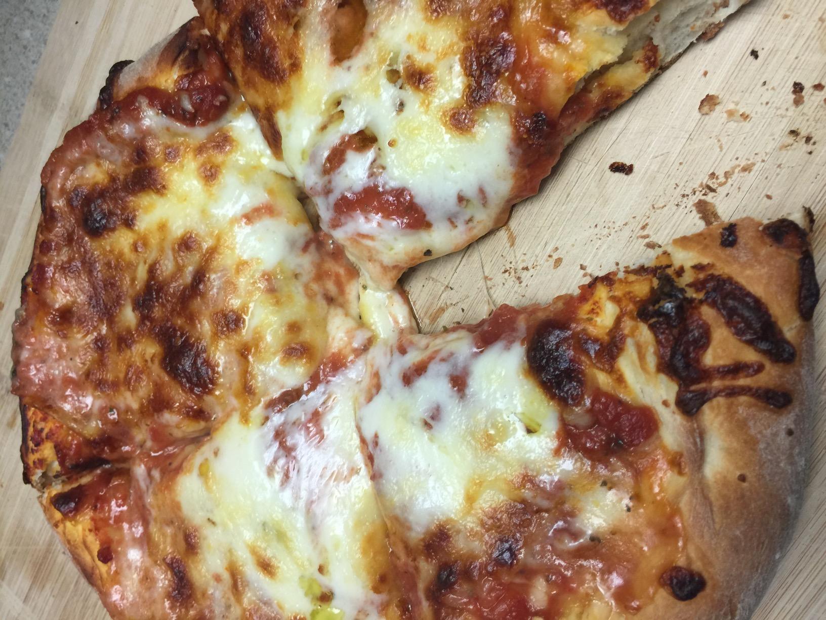 Emile Henry Round Pizza Stone 14.5