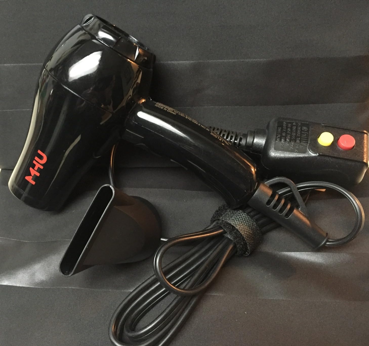 Travel Mini Hair Dryer Ceramic Ionic 1000 Watts Blow Dryer for RV Lightweight 2 Speed Settings with a Concentrator, Black customer photo 2