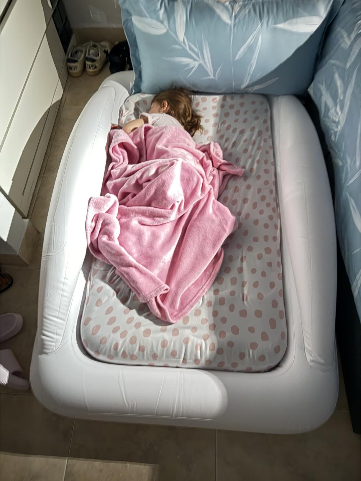 Fahuac Inflatable Kids Travel Bed Toddler Air Mattress Set customer photo 1