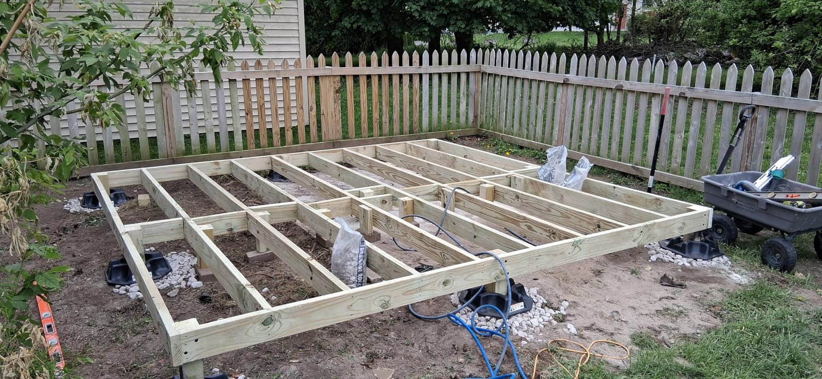 CAMO Block Heavy Duty Deck Block Foundation Support Base (20 Pack) customer photo 2