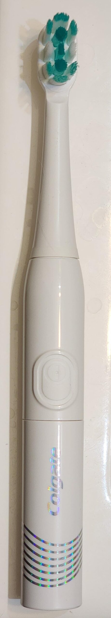 Colgate Total Adult Battery Powered Electric Toothbrush, White, Soft customer photo 1