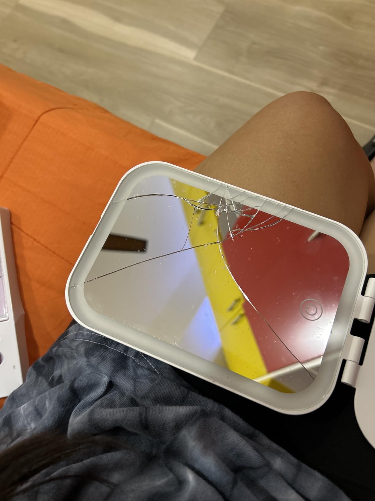 Travel Makeup Mirror, Portable Rechargeable Mirror with Lights customer photo 1
