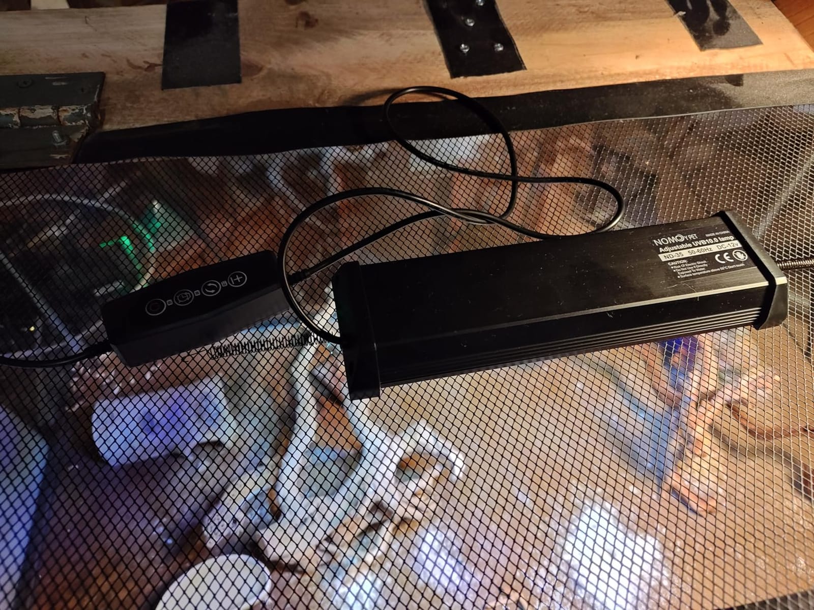 Dimmable LED Reptile UVB Lamp, 8000 Hours UVB Duration for Much Longer Lifespan, Adjustable 4/8/12-Hour Cycles, Suitable for Lizard and Chameleon, 12W, L Size customer photo 2