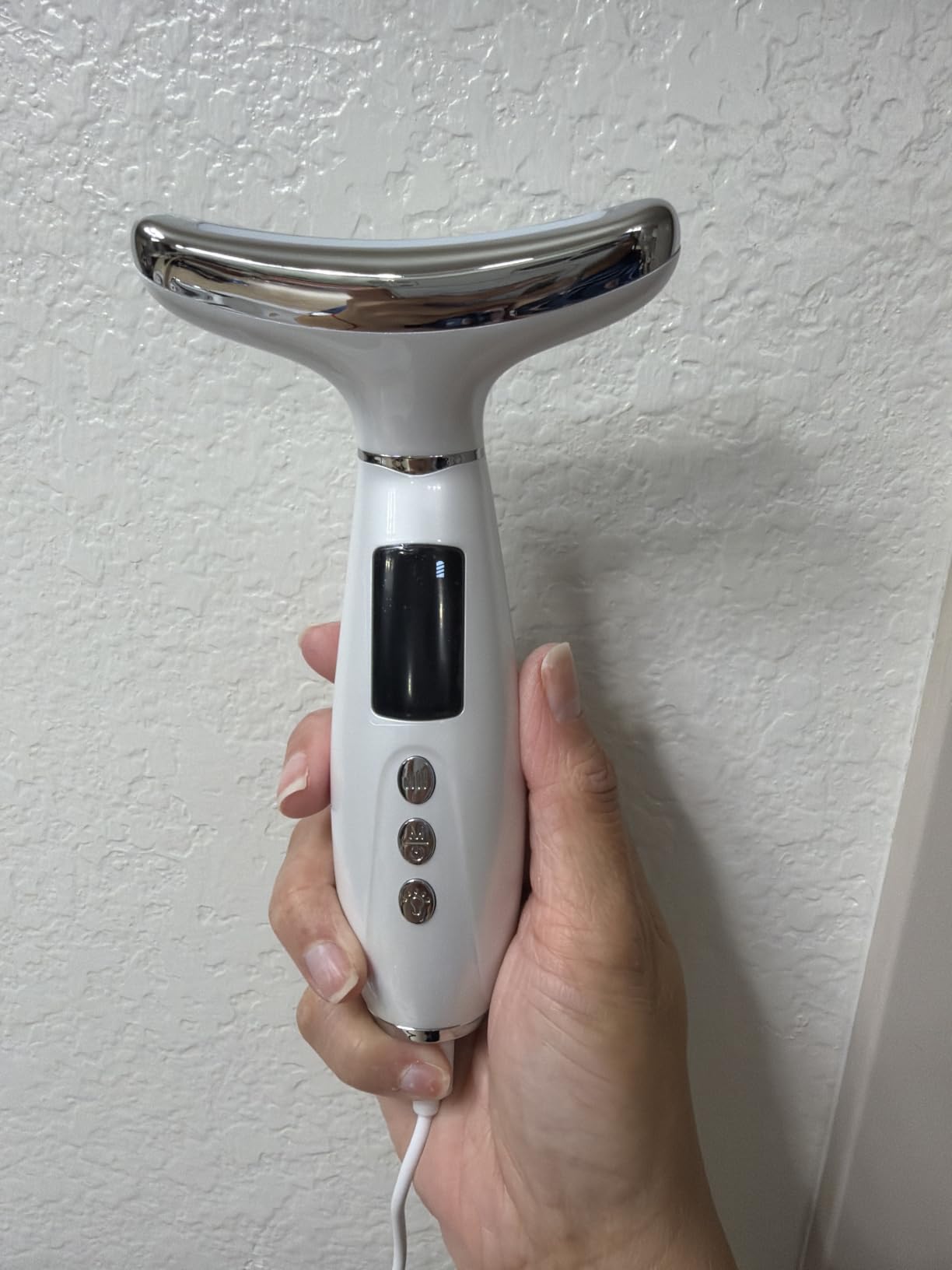 Red Light Therapy for Face and Neck, 7-Color LED Face Massager with EMS, Heat & Vibration, 6 Modes & 4 Intensities, Rechargeable Face Sculpting Tool for At-Home Skincare customer photo 1