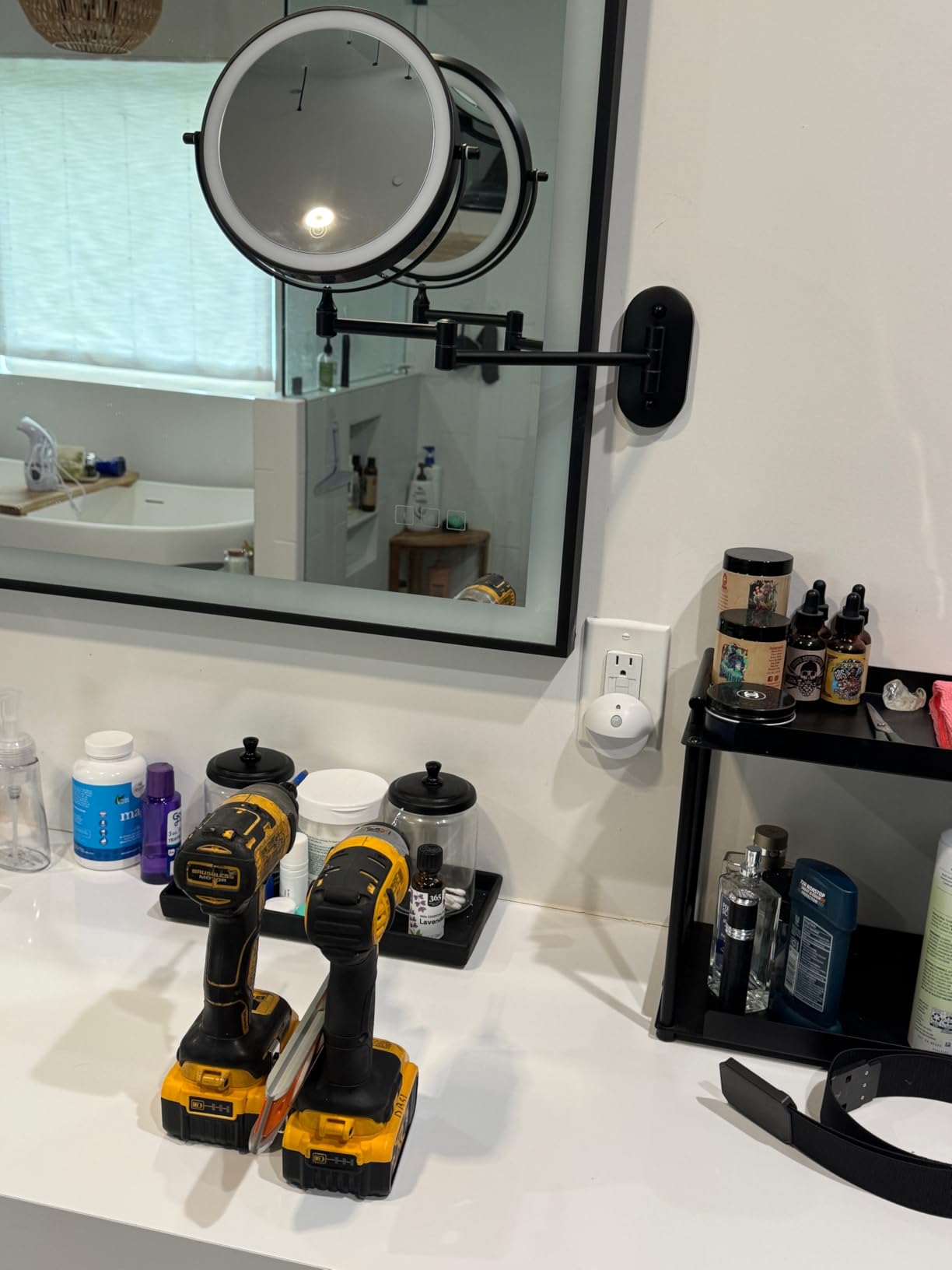 Auxmir 1X/30X Wall Mounted Makeup Mirror, 8