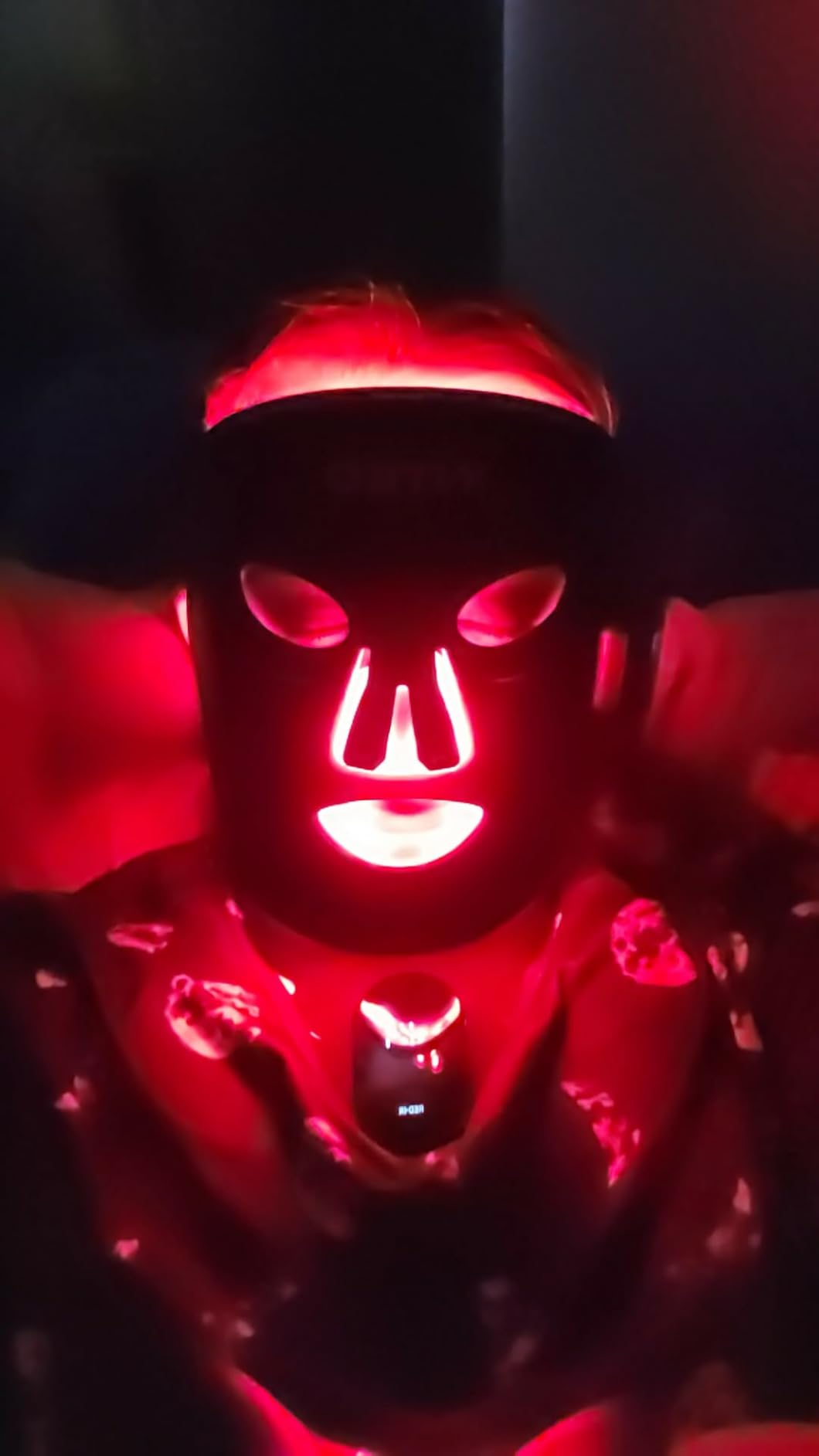 Red Light Therapy Mask for Face & Neck, Wireless LED Face Mask, 4 Modes customer photo 1