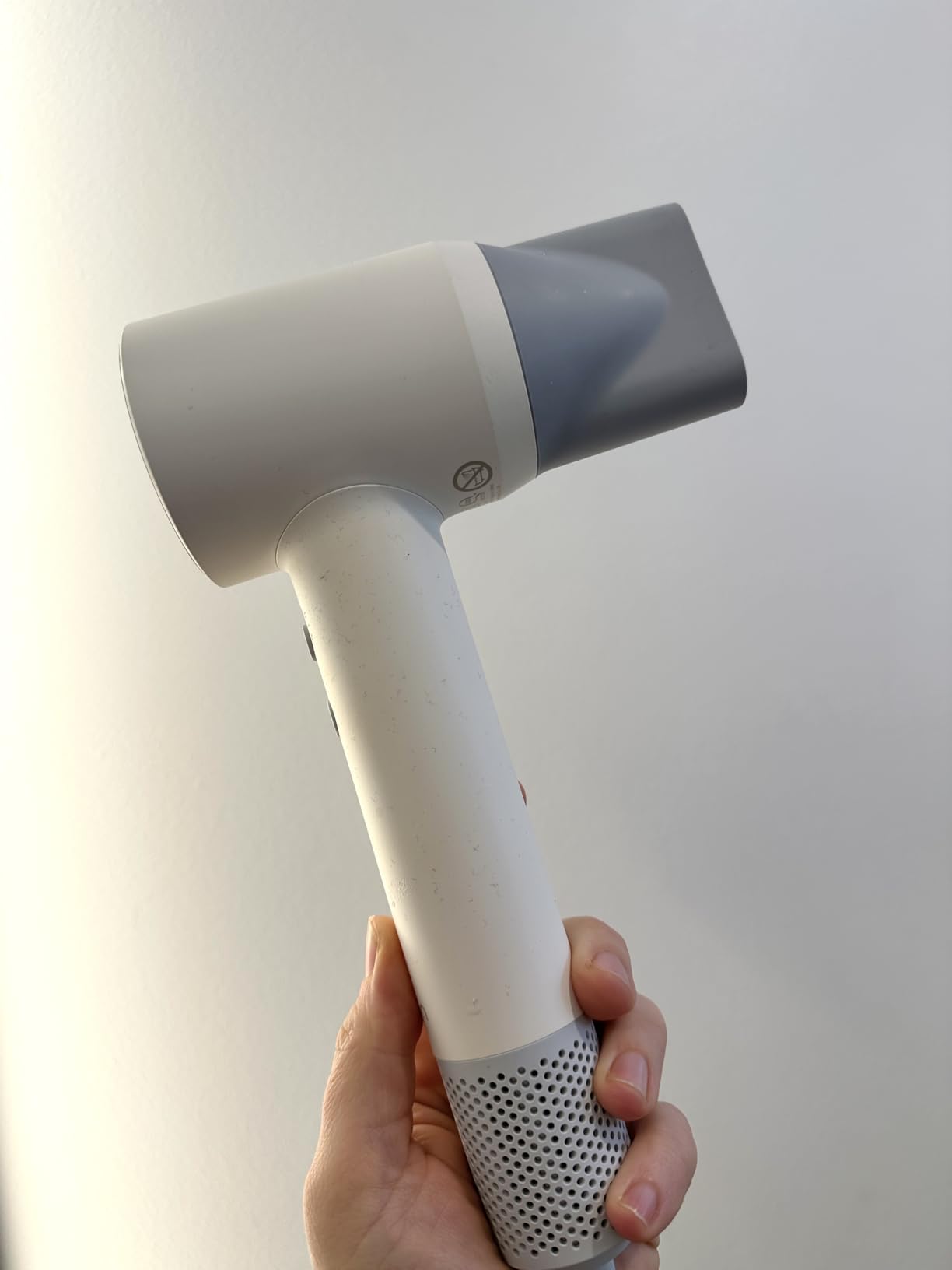 Laifen SE 2 Diffuser Hair Dryer for Women, 21.5m/s Air Speed, Matte White customer photo 2